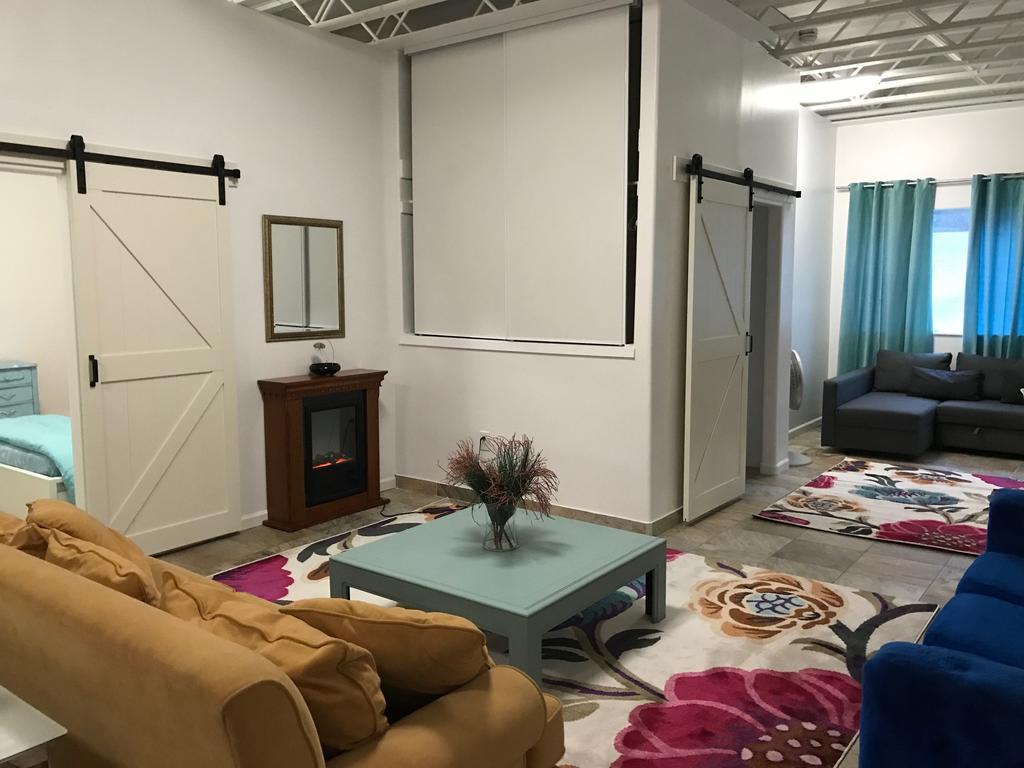 Aquamarine Suites Кодиак Экстерьер фото