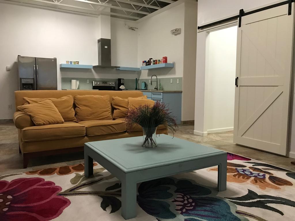 Aquamarine Suites Кодиак Экстерьер фото